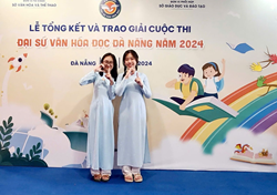 E𝒎 𝑵𝒈𝒖𝒚𝒆̂̃𝒏 𝑸𝒖𝒚̀𝒏𝒉 𝑯𝒖̛𝒐̛𝒏𝒈 𝒗𝒂̀ 𝒆𝒎 𝑳𝒆̂ 𝑯𝒐̂̀𝒏𝒈 𝑨𝒏𝒉 𝒕𝒖̛̀ 𝑪𝒉𝒊 đ𝒐𝒂̀𝒏 11𝑪1